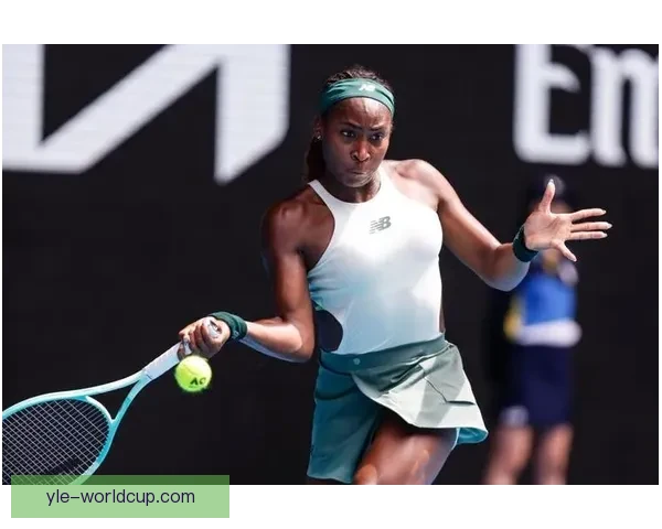 高芙怒摔球拍怒怼澳网直播隐私